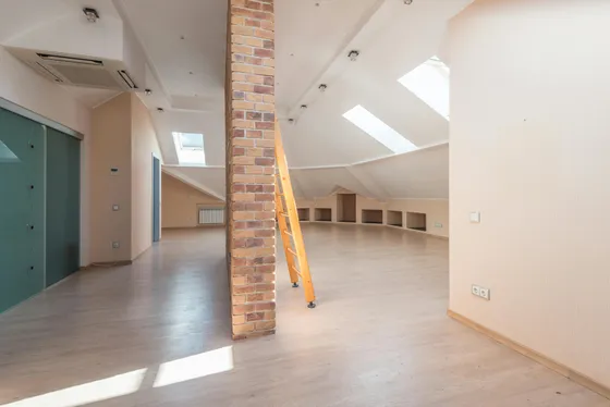 Full floor